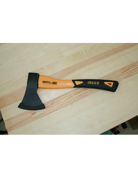 Hache 600g Tête forgée - INGCO INGCO - Petit outillage 