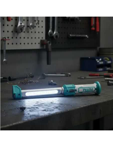 Lampe de travail TOTAL